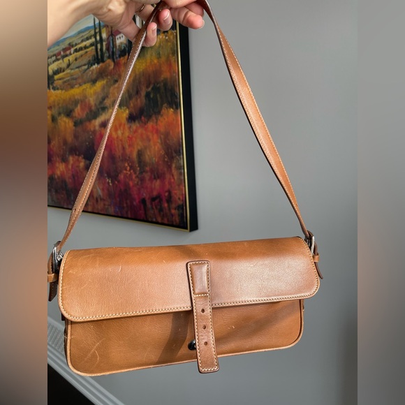 Vintage Coach Saddle Brown Hampton Leather Shoulder Bag - Adjustable Strap - Picture 12 of 16